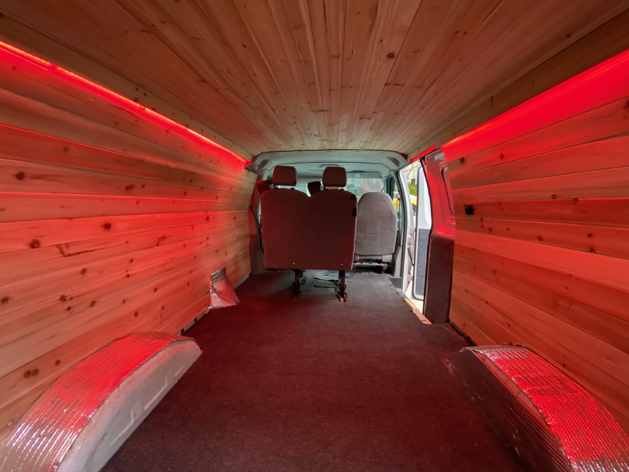 Van LEDs displaying red night mode